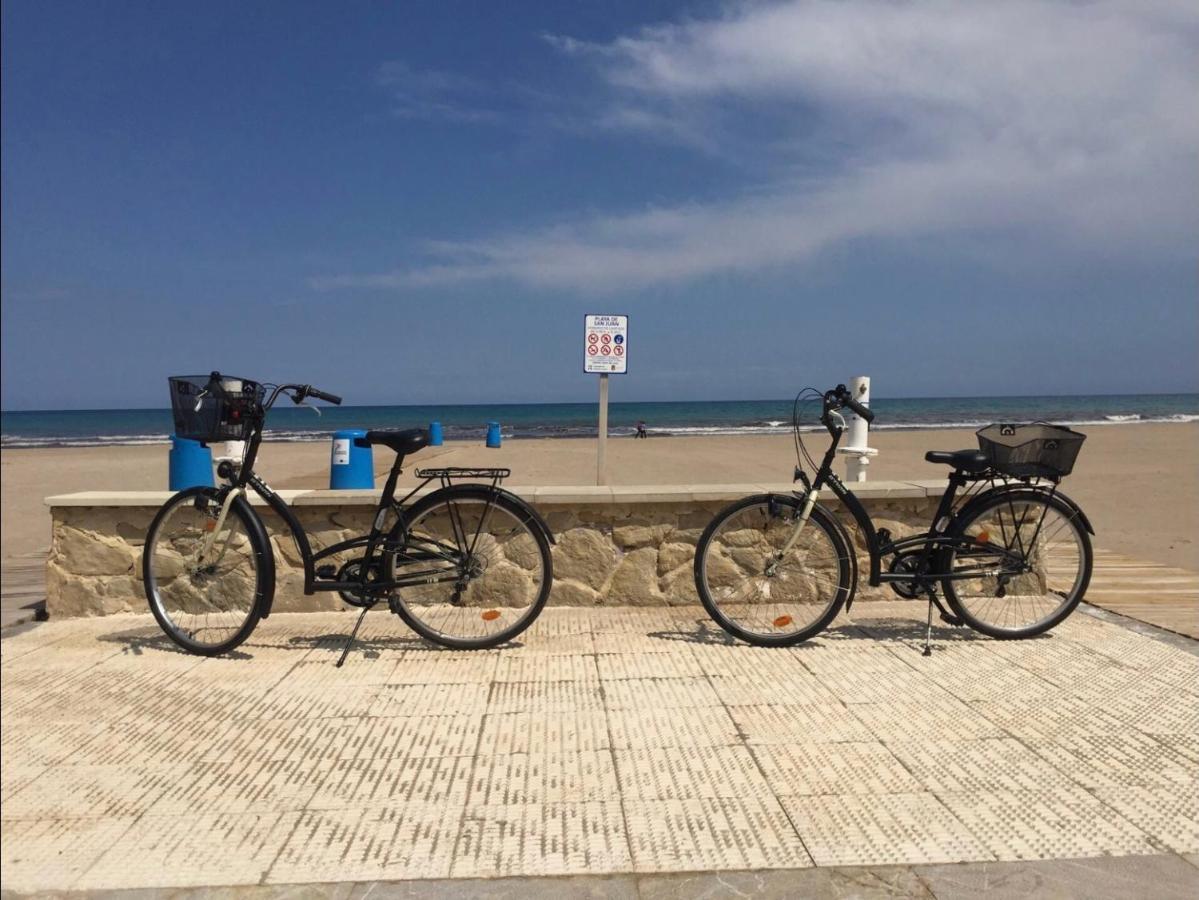 אל קאמפיו Bungalow De Lujo En Playa San Juan מראה חיצוני תמונה